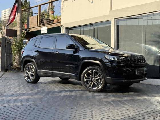 JEEP COMPASS 1.3 T270 TURBO FLEX LONGITUDE AT6